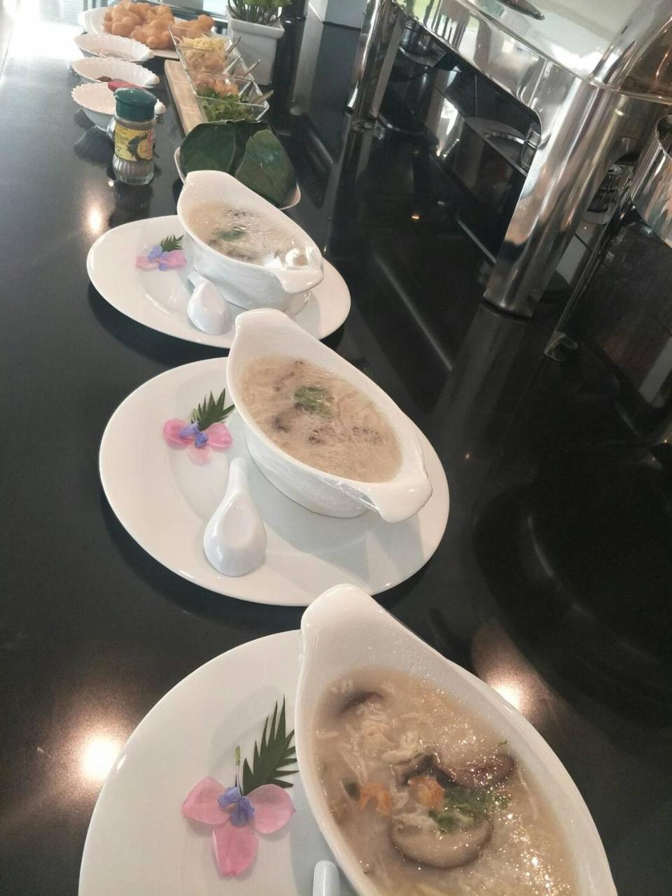 The White Garden Premier Saraburi Hotel Ban Dao Ruang  Exterior foto